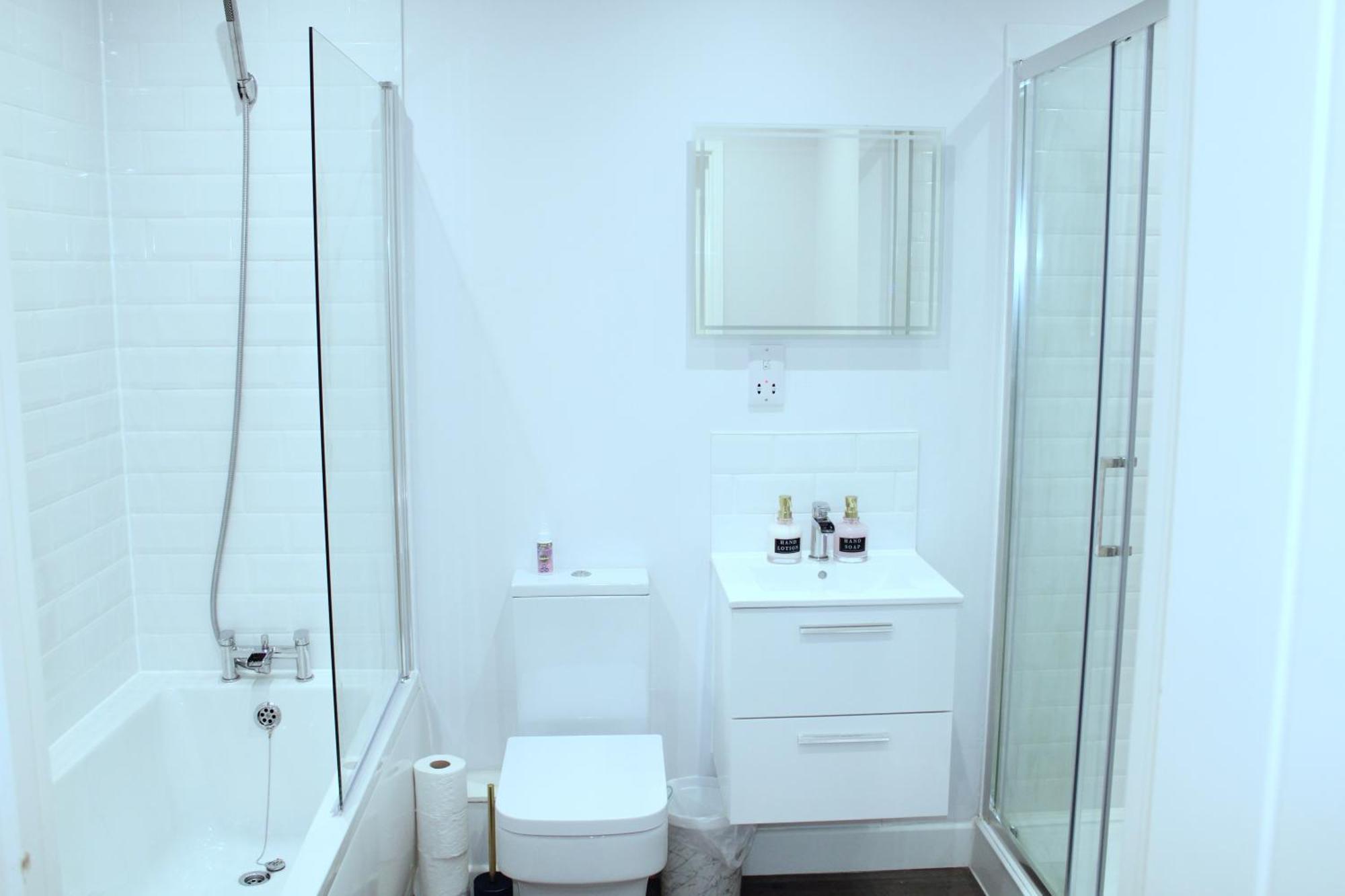 Spacious - 5 Min Walk To Beach Apartment Margate