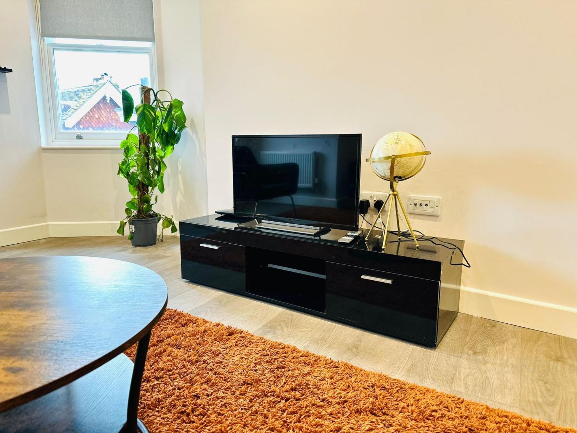 Spacious - 5 Min Walk To Beach Margate